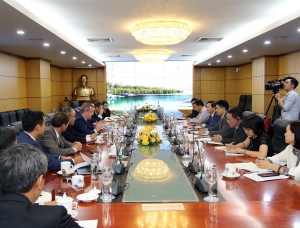 Thúc đẩy các hoạt động hợp tác về BĐKH và phát triển điện gió ngoài khơi