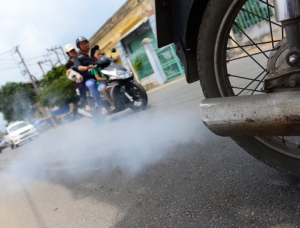 Bộ Tài chính quyết thu phí khí thải